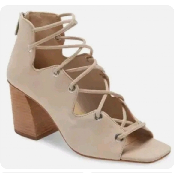 NEW Vince Camuto Nahara Beige Suede Lace-up Sandal - Picture 1 of 9